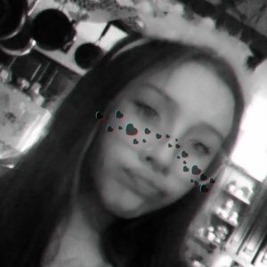 Meet your Posher, Abbi